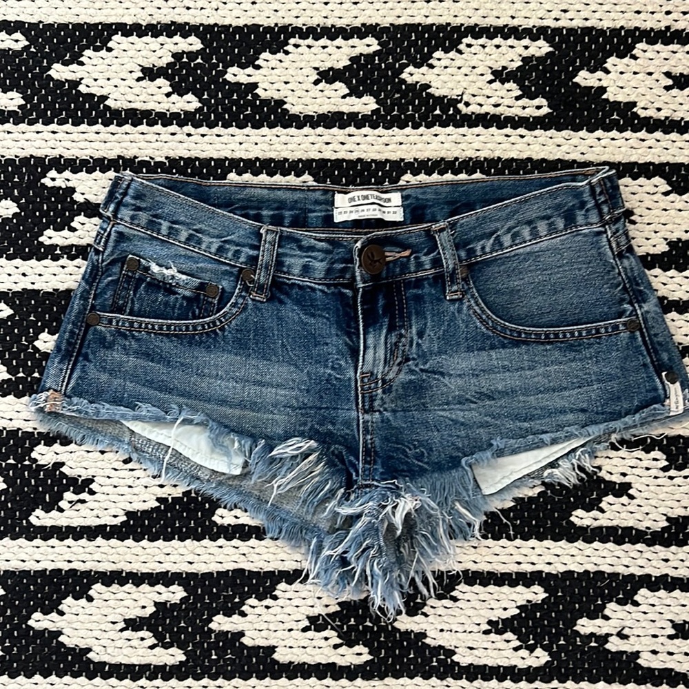 One Teaspoon Jean Shorts - low rise short cut offs